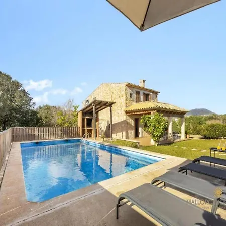 With Scenic View Holiday home
