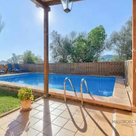 With Scenic View Holiday home