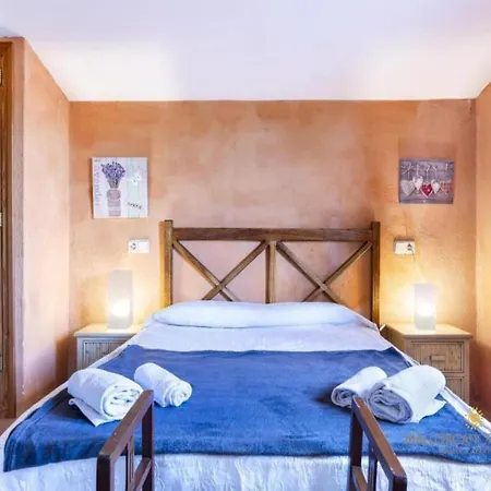 Holiday home With Scenic View Port de Pollenca